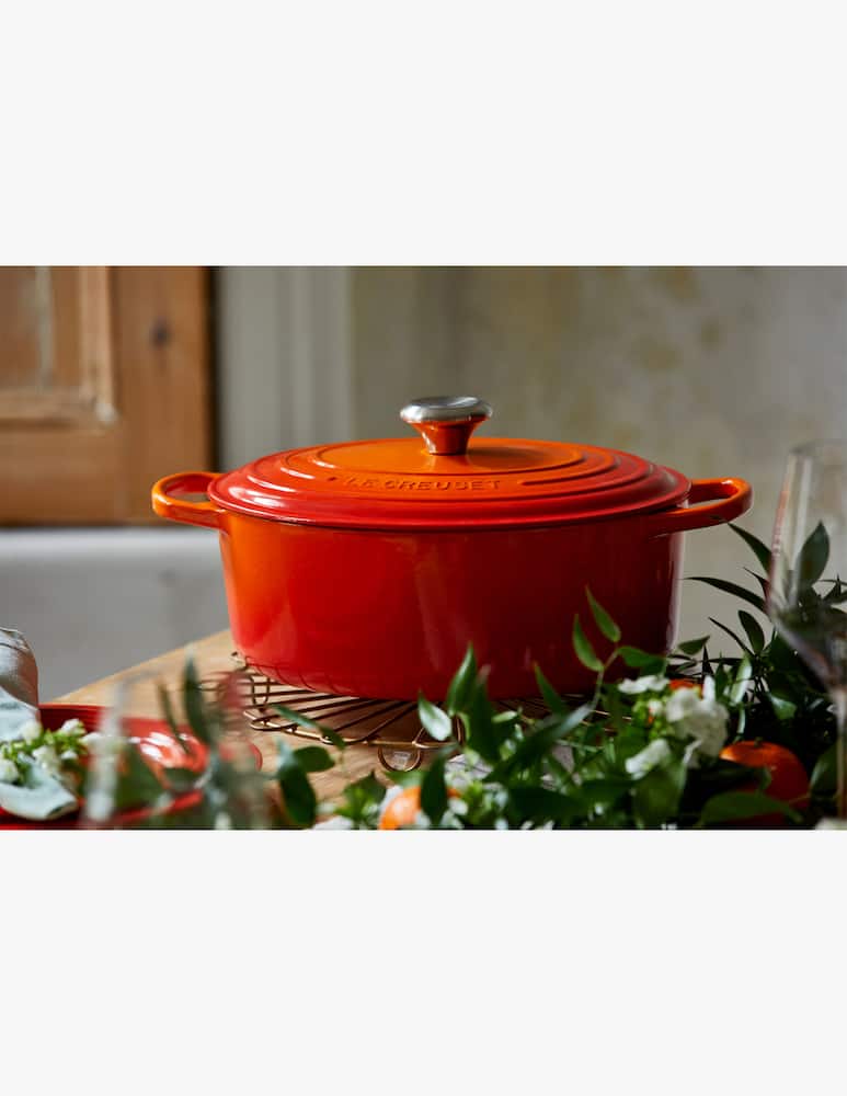 Le Creuset Cast Iron Oval Casserole Volcanic 29cm - picture 2 Le Creuset Cast Iron Oval Casserole Volcanic 29cm - picture 2