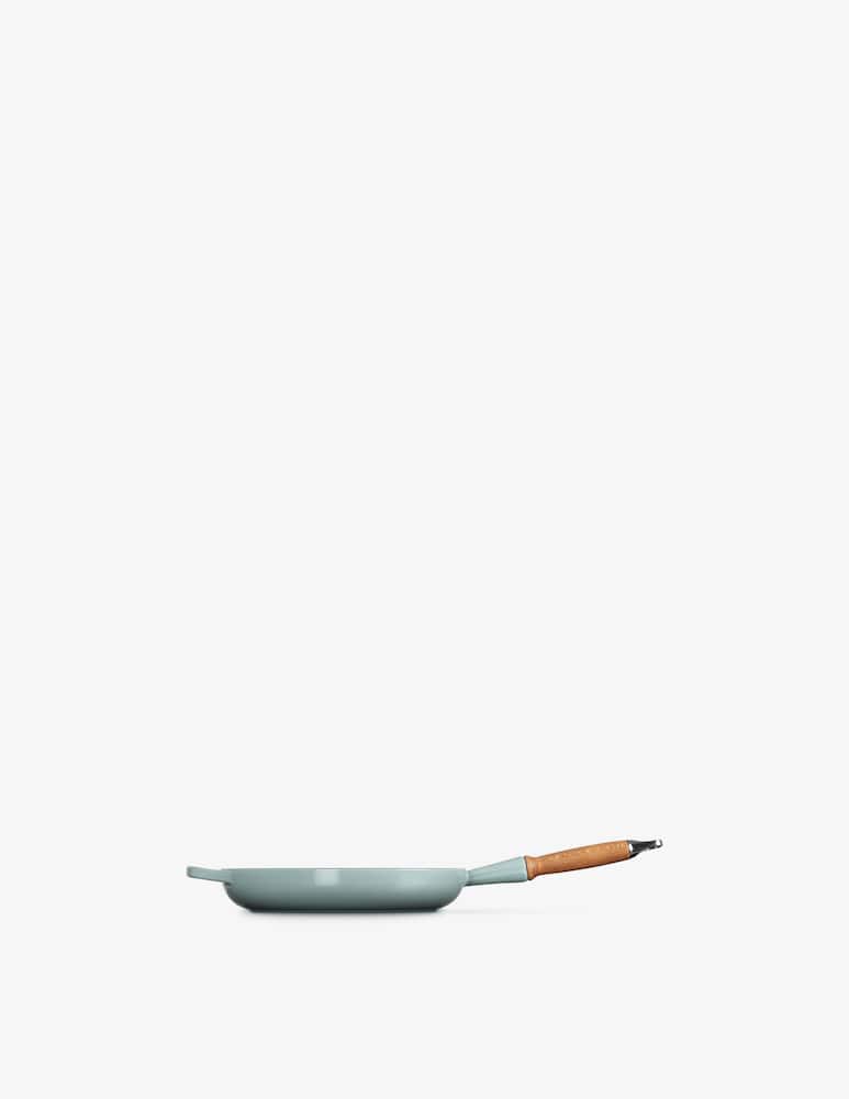 Le Creuset Padella con Mancio in Legno Evolution 28cm - immagine 3 Le Creuset Padella con Mancio in Legno Evolution 28cm - immagine 3