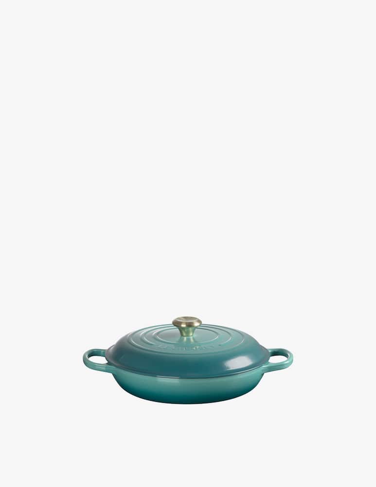 Le Creuset Evolution Shallow Pan with Gold Knob - picture 1 Le Creuset Evolution Shallow Pan with Gold Knob - picture 1