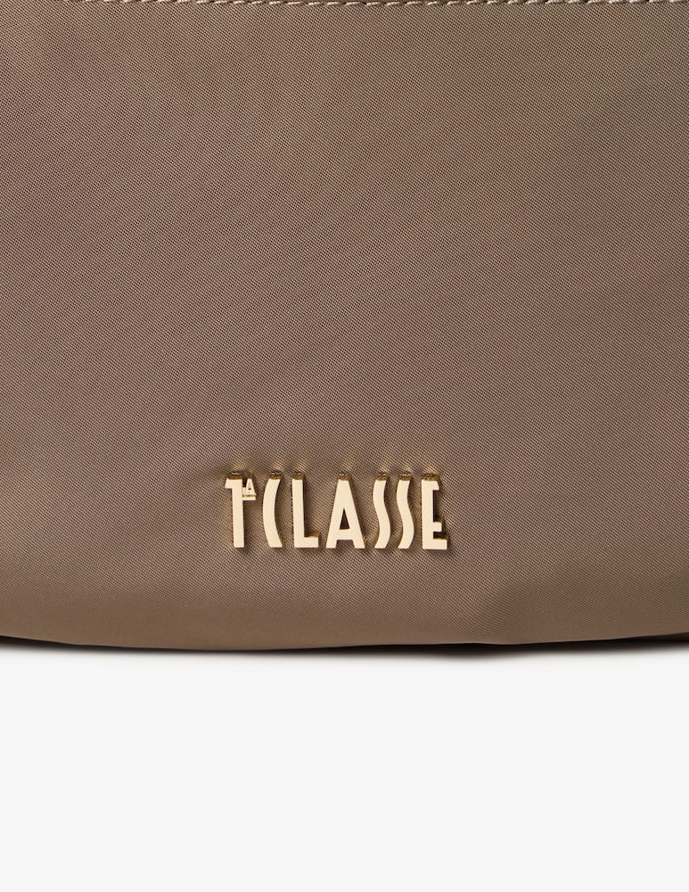 Alviero Martini Prima Classe Crossbody half moon bag - picture 4 Alviero Martini Prima Classe Crossbody half moon bag - picture 4