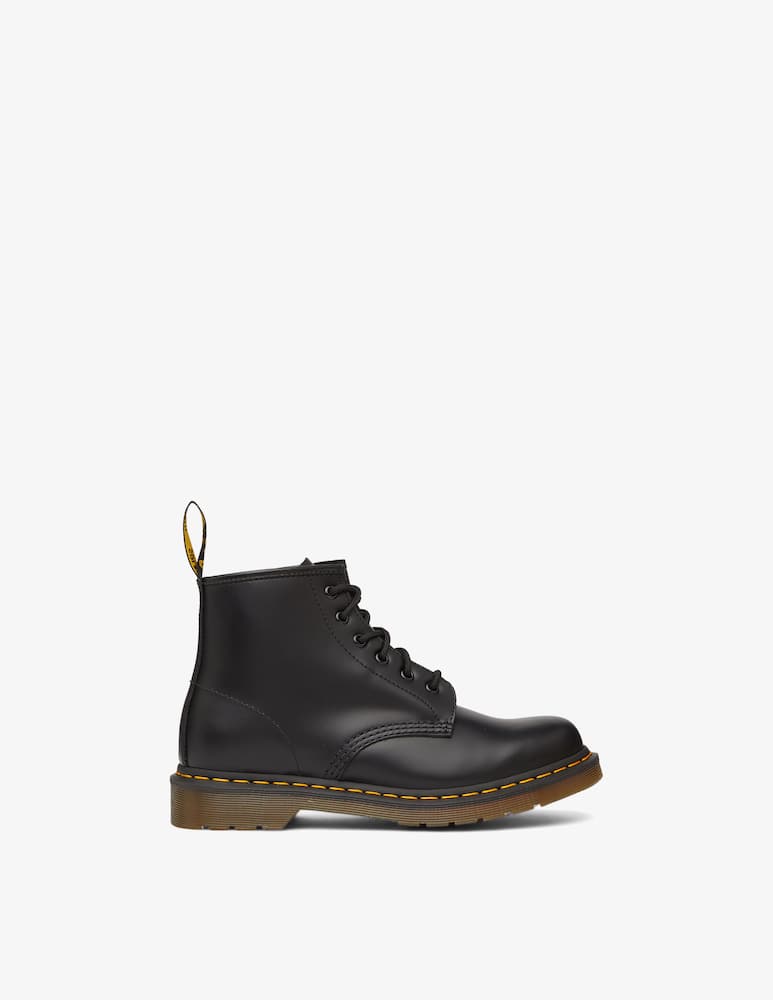 rinascente Dr. Martens Stivaletti 101 in pelle Smooth con cuciture gialle