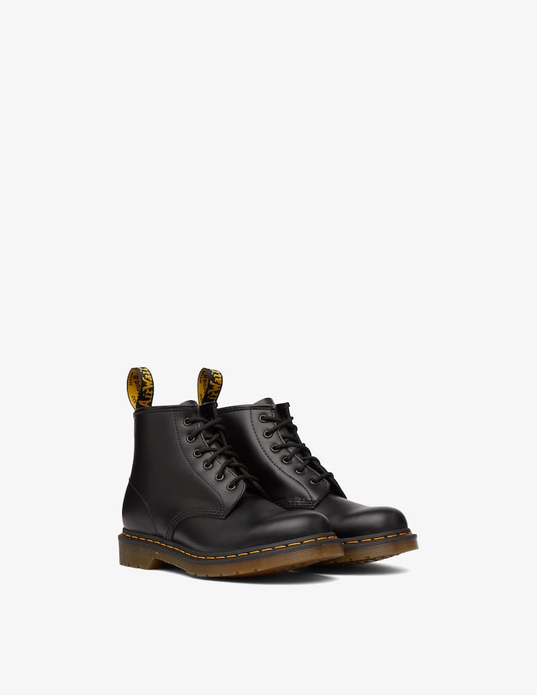 rinascente Dr. Martens Stivaletti 101 in pelle Smooth con cuciture gialle