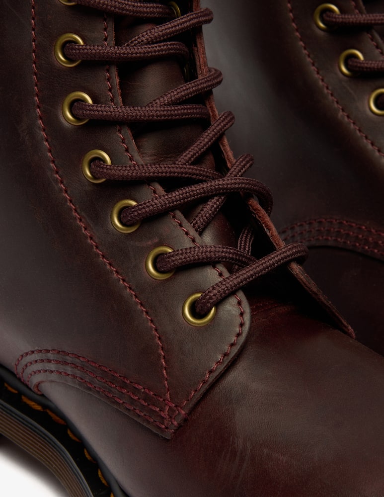 Dr. Martens 1460 Cherry Red Crazy Horse - immagine 4 Dr. Martens 1460 Cherry Red Crazy Horse - immagine 4