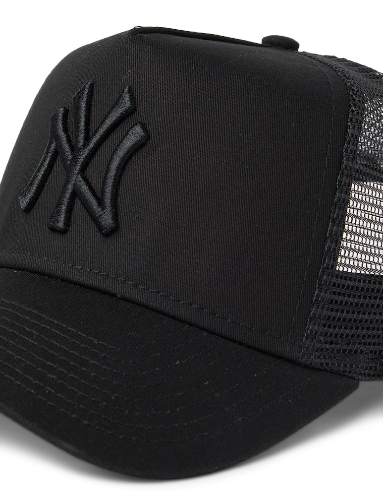 New Era Cappello con visiera clean trucker neyyan - immagine 2 New Era Cappello con visiera clean trucker neyyan - immagine 2