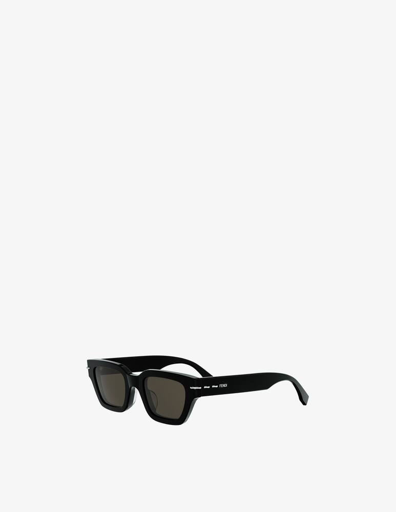 Fendi Selleria Black Rectangular Sunglasses - picture 1 Fendi Selleria Black Rectangular Sunglasses - picture 1