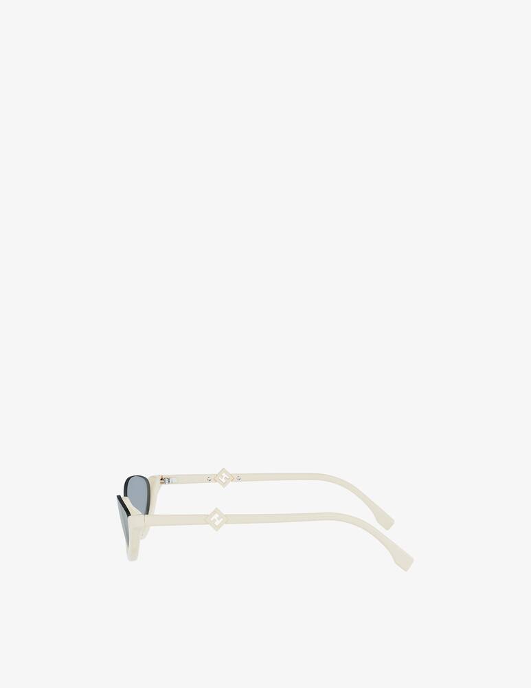 rinascente Fendi Sunglasses FE40178U