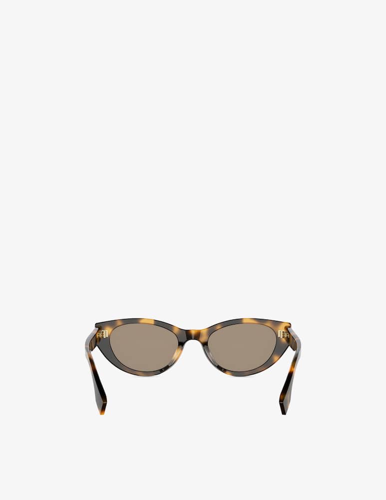 Fendi Lettering Sunglasses - picture 5 Fendi Lettering Sunglasses - picture 5