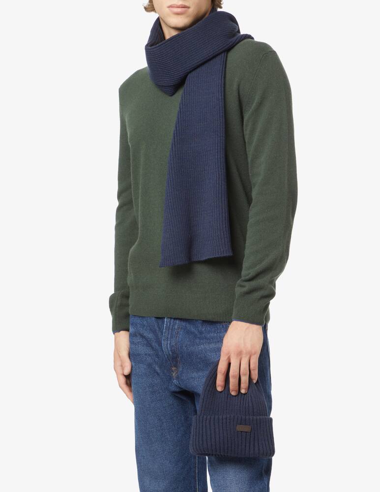 Barbour Scarf and beanie gift box - Blue - picture 7 Barbour Scarf and beanie gift box - Blue - picture 7