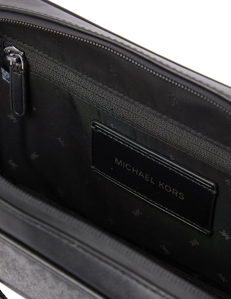 rinascente Michael Kors Travel wallet travel case