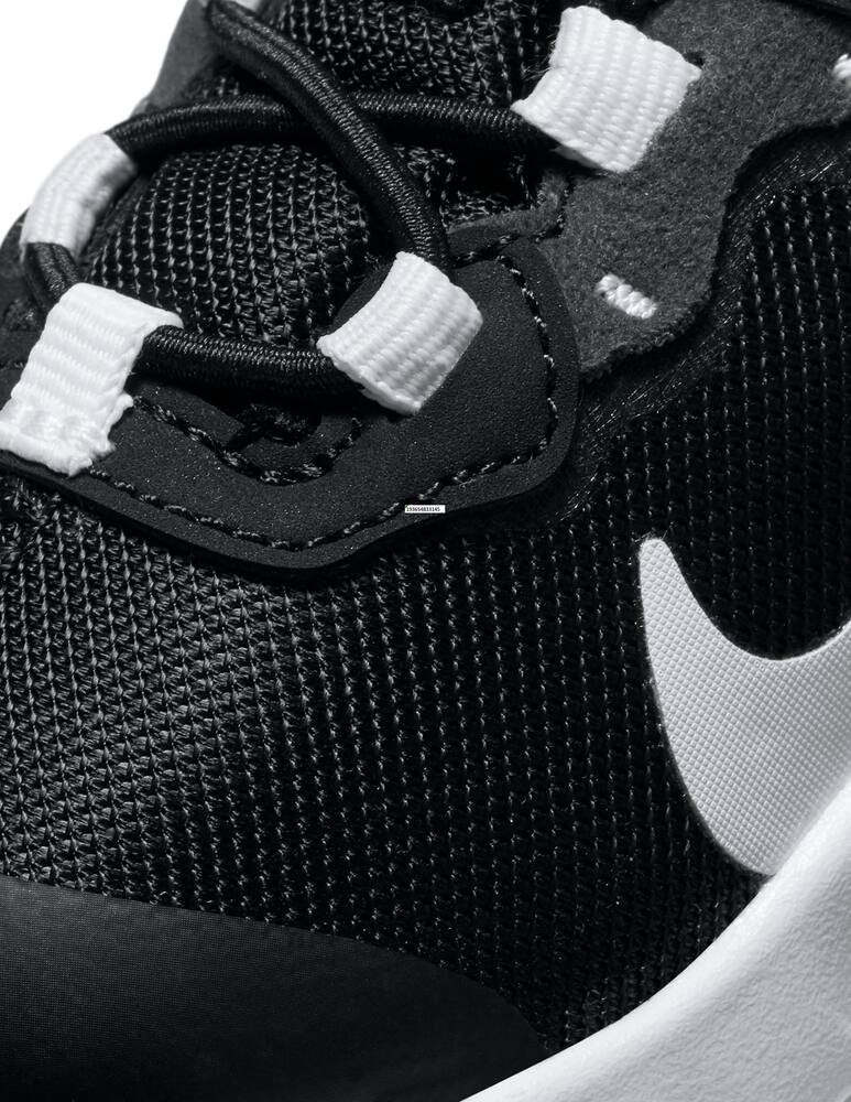 Nike Sneakers Element 55 - picture 3 Nike Sneakers Element 55 - picture 3