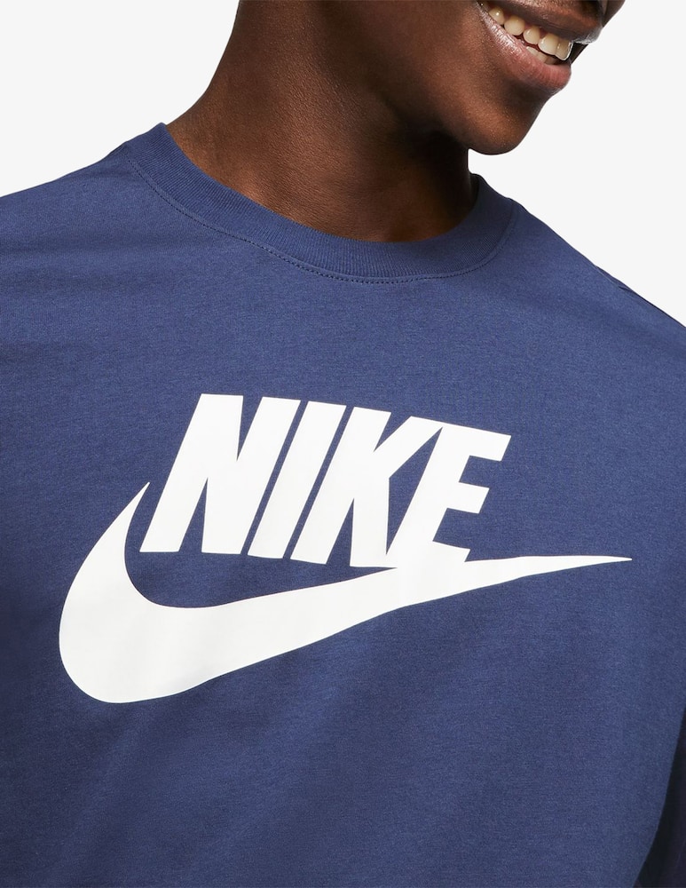 Nike Logo t-shirt - picture 4 Nike Logo t-shirt - picture 4