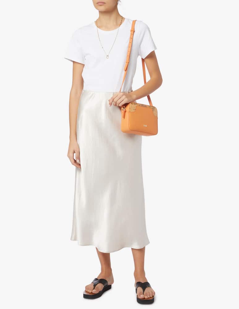 rinascente Alviero Martini Crossbody bag report