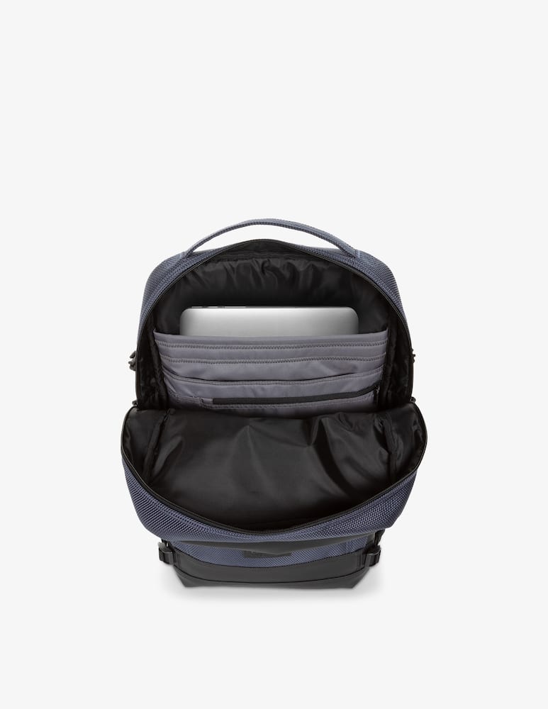 Eastpak Tecum M Zaino da viaggio - immagine 2 Eastpak Tecum M Zaino da viaggio - immagine 2