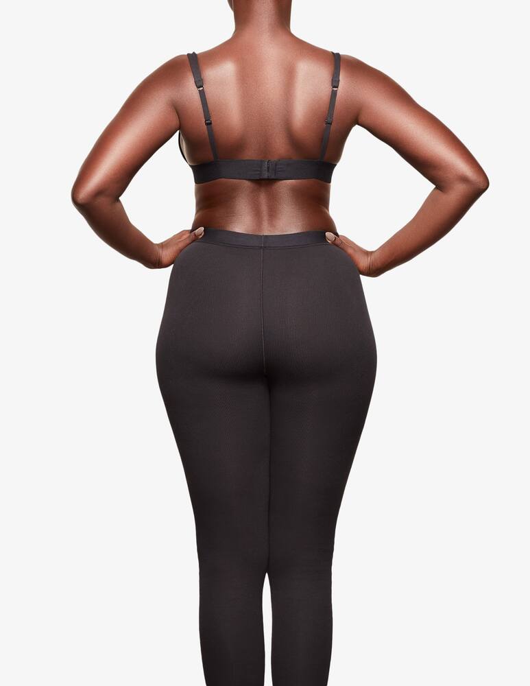 SKIMS Leggings - immagine 4 SKIMS Leggings - immagine 4