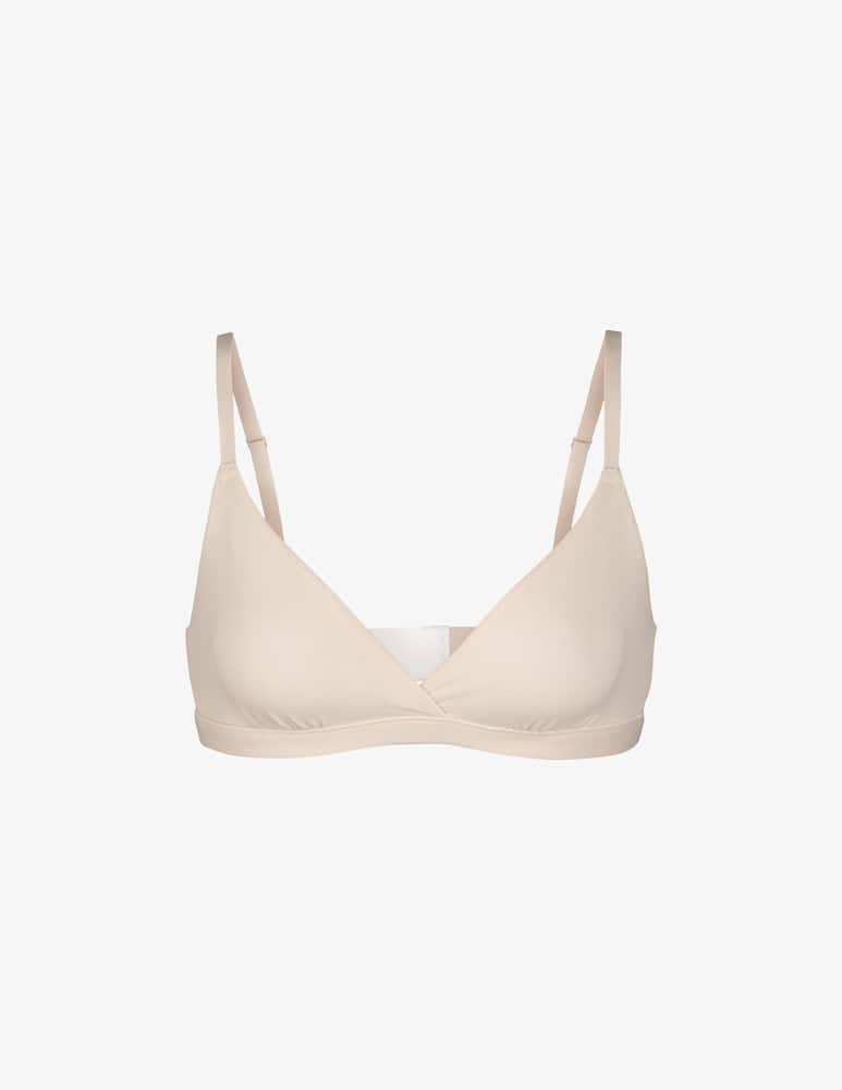 SKIMS Crossover triangle bralette - picture 1 SKIMS Crossover triangle bralette - picture 1