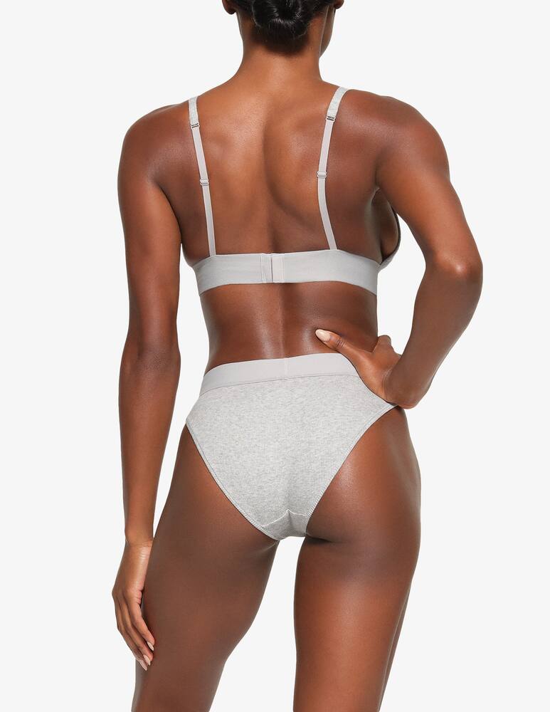 rinascente SKIMS Plunge bralette