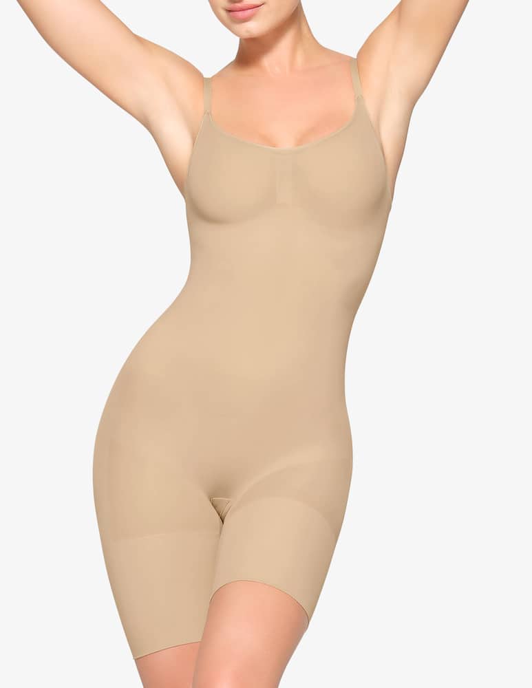 rinascente SKIMS Body a metà coscia