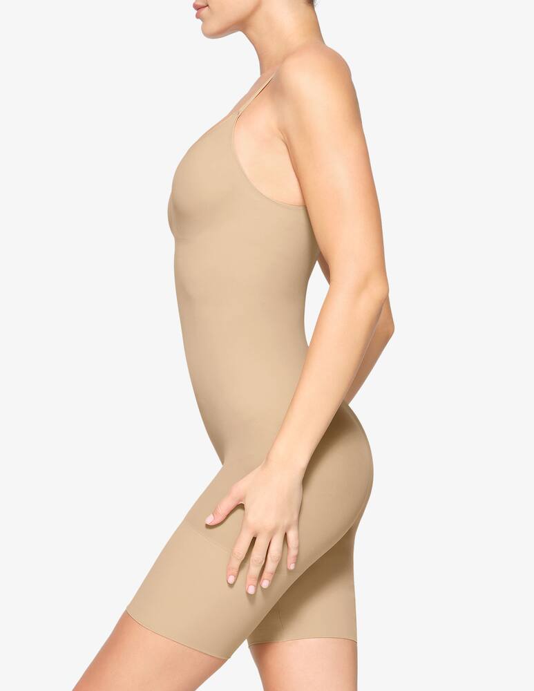 rinascente SKIMS Body a metà coscia