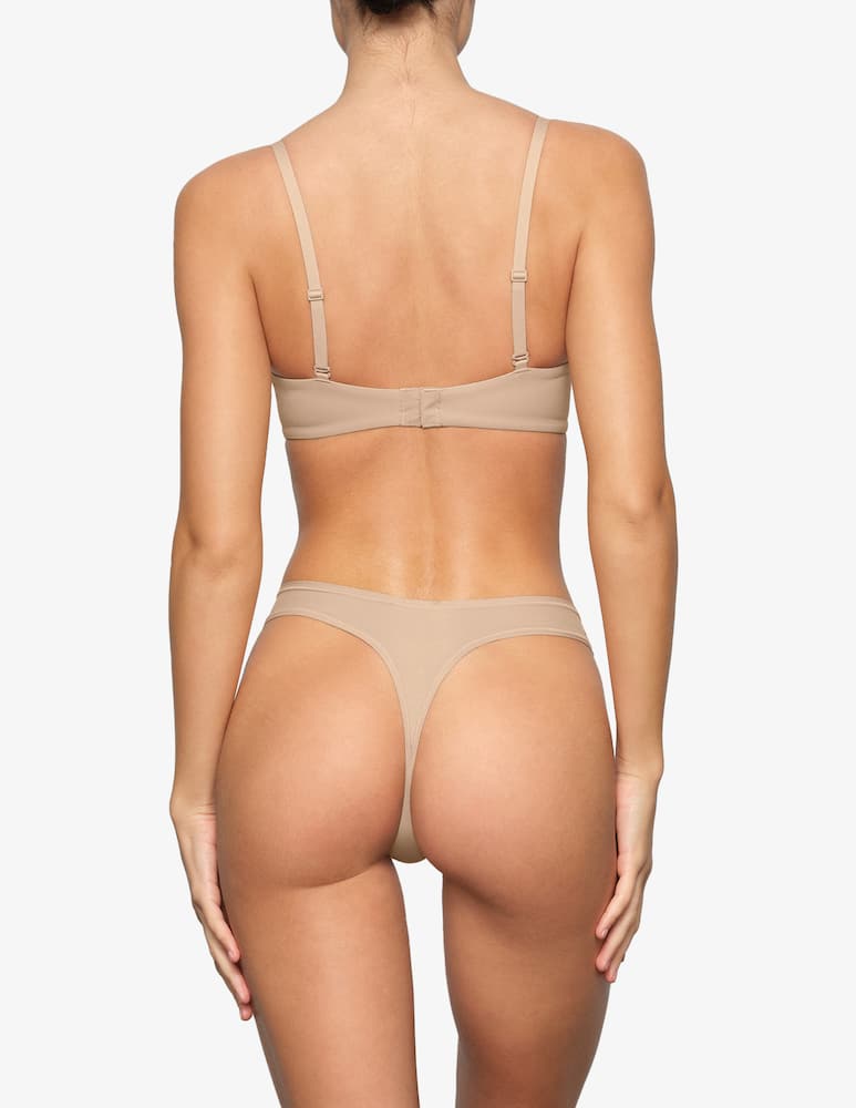 SKIMS Push-up demi bra - picture 4 SKIMS Push-up demi bra - picture 4
