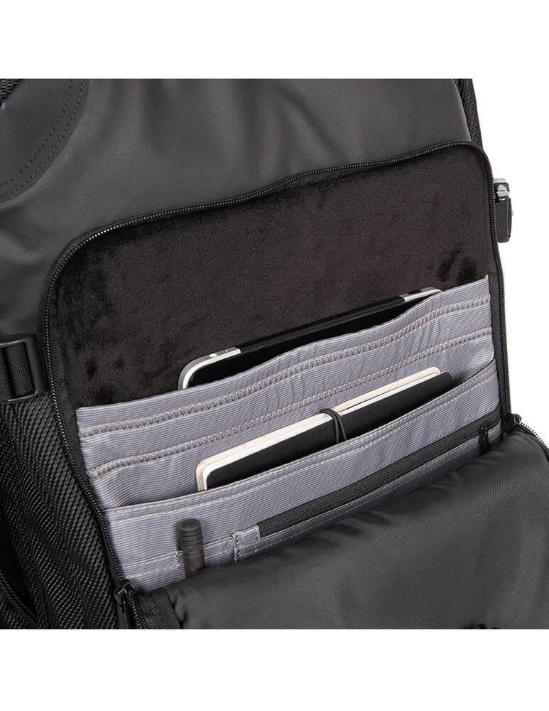 rinascente Eastpak Tranzpack Cnnct Coat Travel Backpack