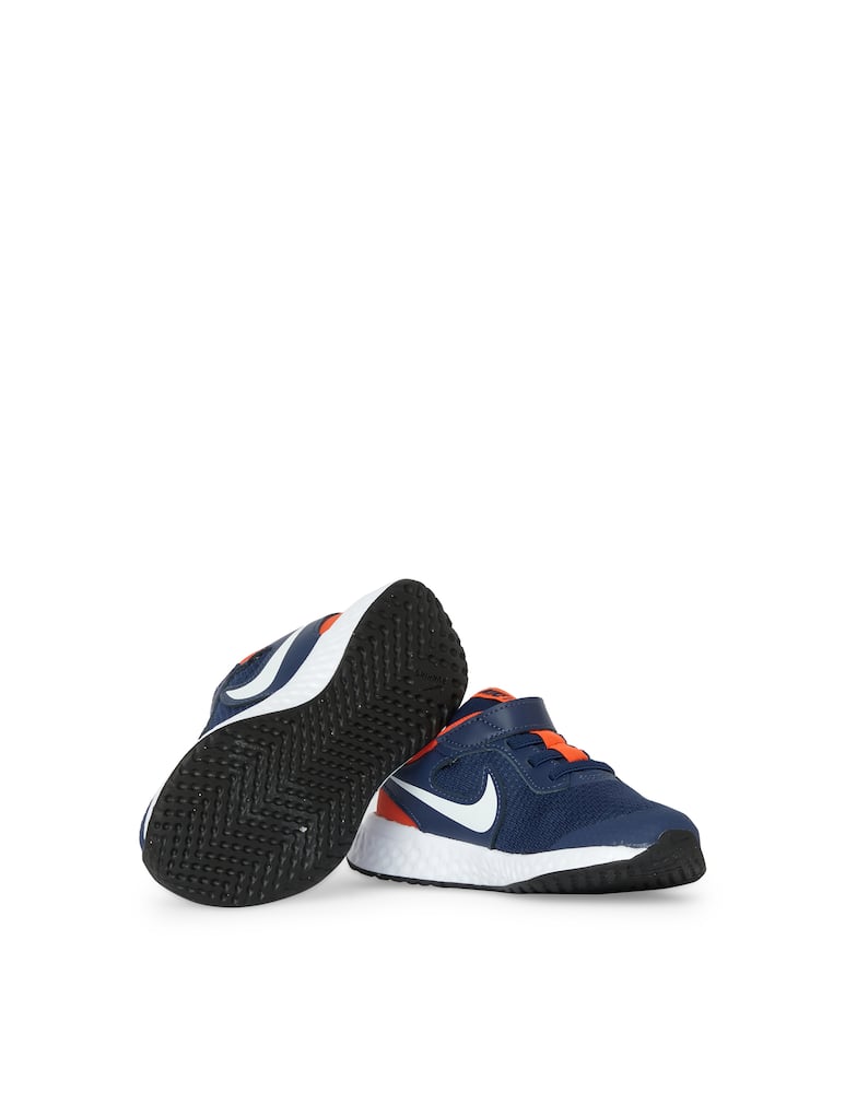 rinascente Nike Revolution 5