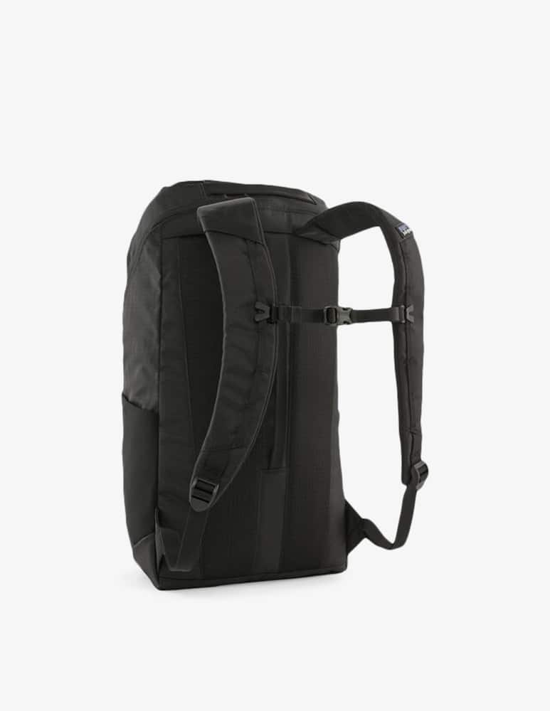 rinascente Patagonia Black Hole Pack 25L
