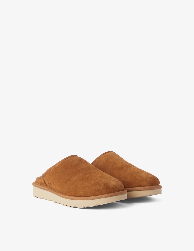 UGG Classic slip on boots - picture 2 UGG Classic slip on boots - picture 2