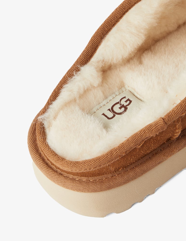 UGG Classic slip on boots - picture 5 UGG Classic slip on boots - picture 5
