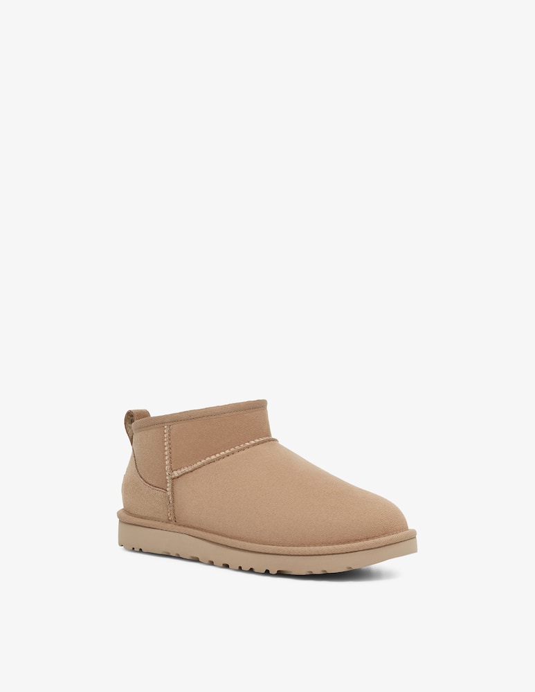UGG Stivaletti Classic Ultra Mini - immagine 7 UGG Stivaletti Classic Ultra Mini - immagine 7