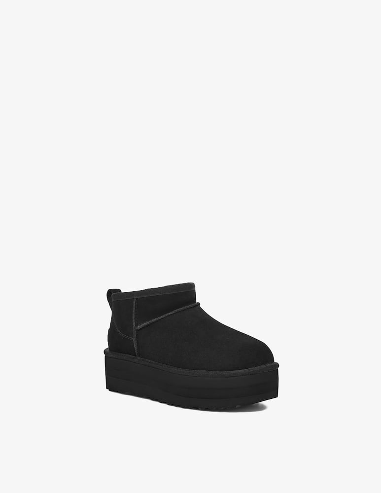 UGG Stivali con plateau ultra mini Classic - immagine 2 UGG Stivali con plateau ultra mini Classic - immagine 2