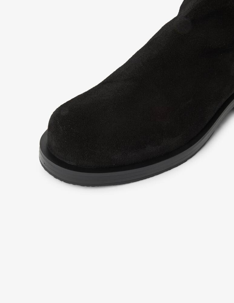 Stuart Weitzman Bold suede boots - picture 2 Stuart Weitzman Bold suede boots - picture 2