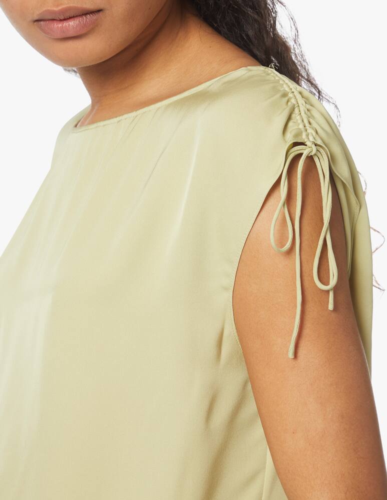 rinascente Theory Top in seta con spalla arricciata - beige