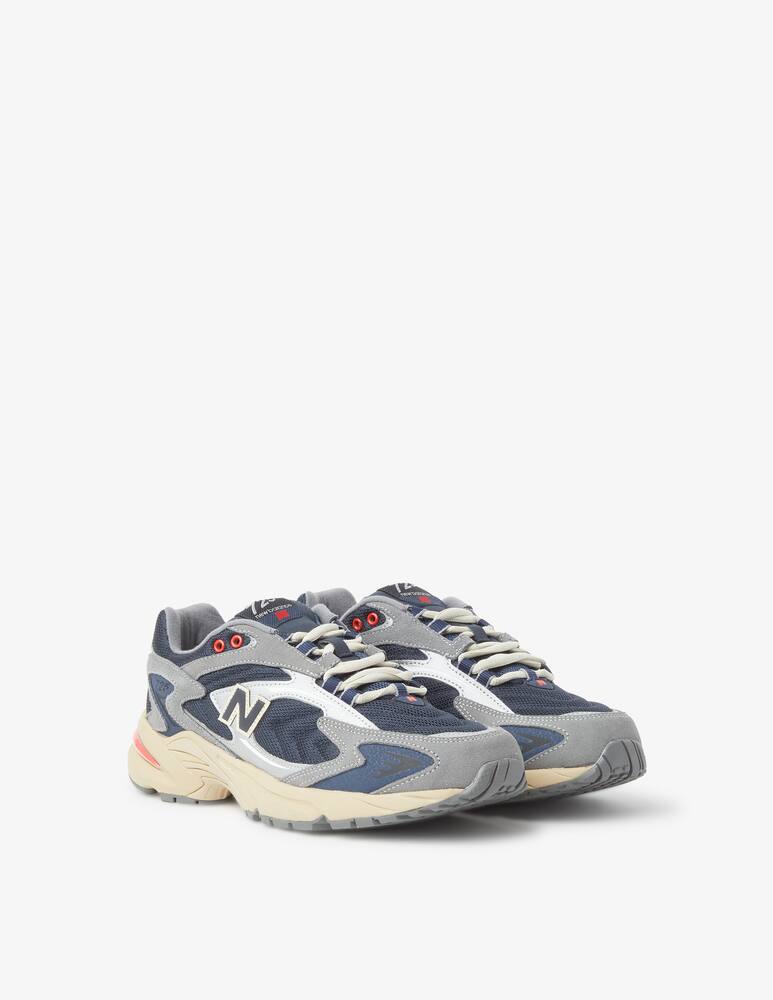 New Balance 725 tier 1 sneakers - picture 2 New Balance 725 tier 1 sneakers - picture 2