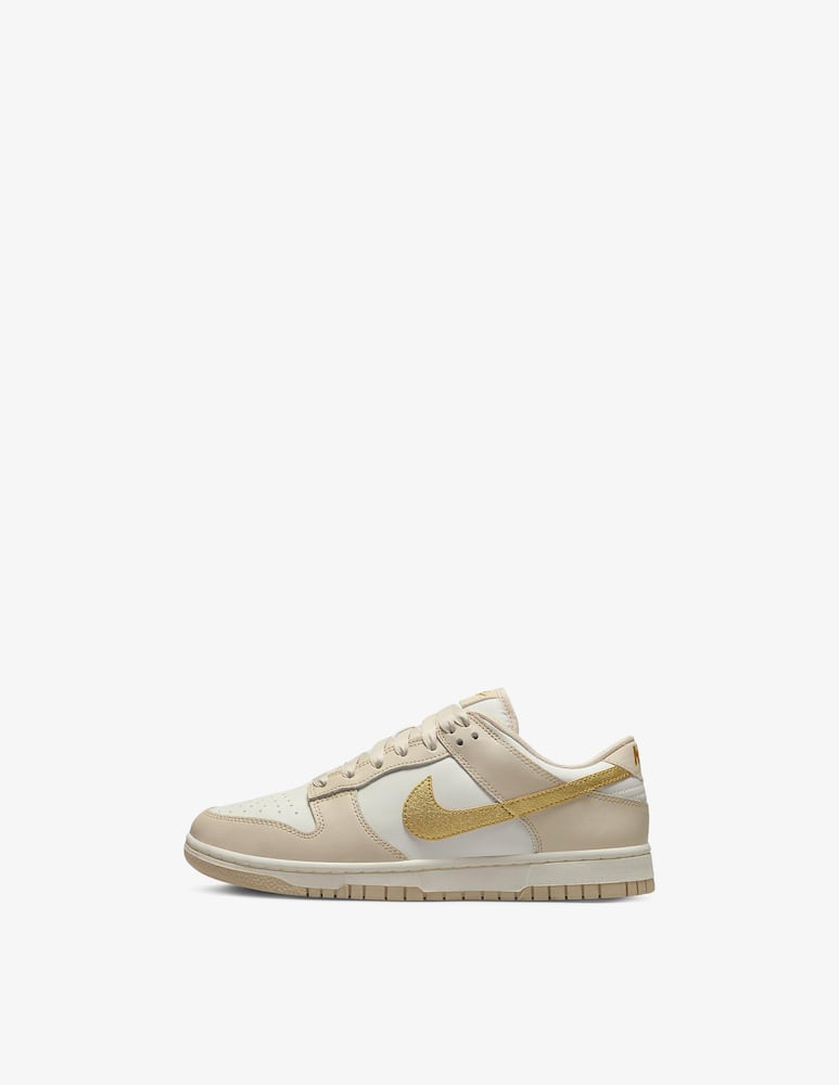 Nike Nike Dunk Low Phantom Metallic Gold (W) - immagine 2 Nike Nike Dunk Low Phantom Metallic Gold (W) - immagine 2