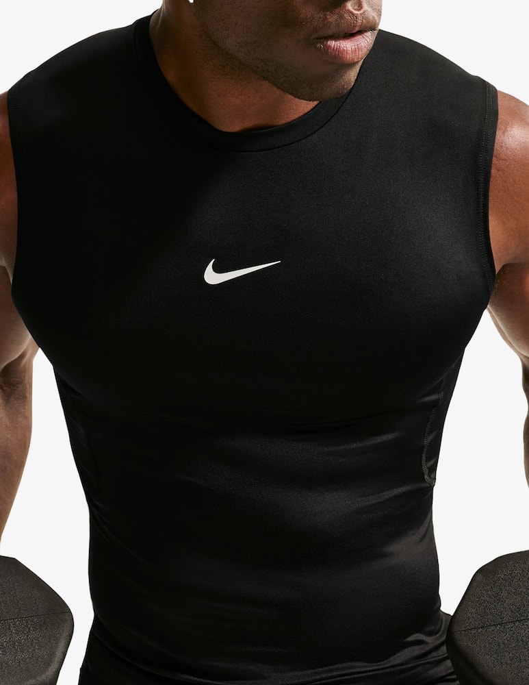 Nike Nike Pro Dri-FIT tank top - picture 1 Nike Nike Pro Dri-FIT tank top - picture 1