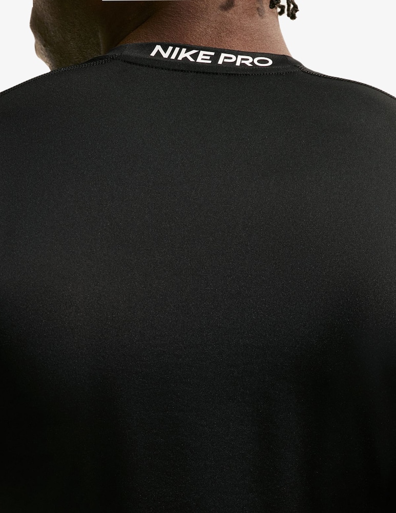Nike Nike Pro Dri-FIT tank top - picture 5 Nike Nike Pro Dri-FIT tank top - picture 5