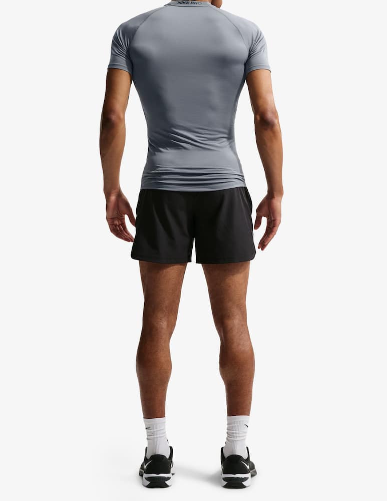 Nike Dri-FIT short sleeve t-shirt - picture 3 Nike Dri-FIT short sleeve t-shirt - picture 3