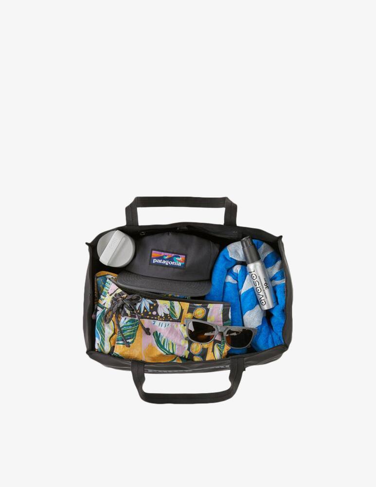 rinascente Patagonia Black Hole Tote 25L