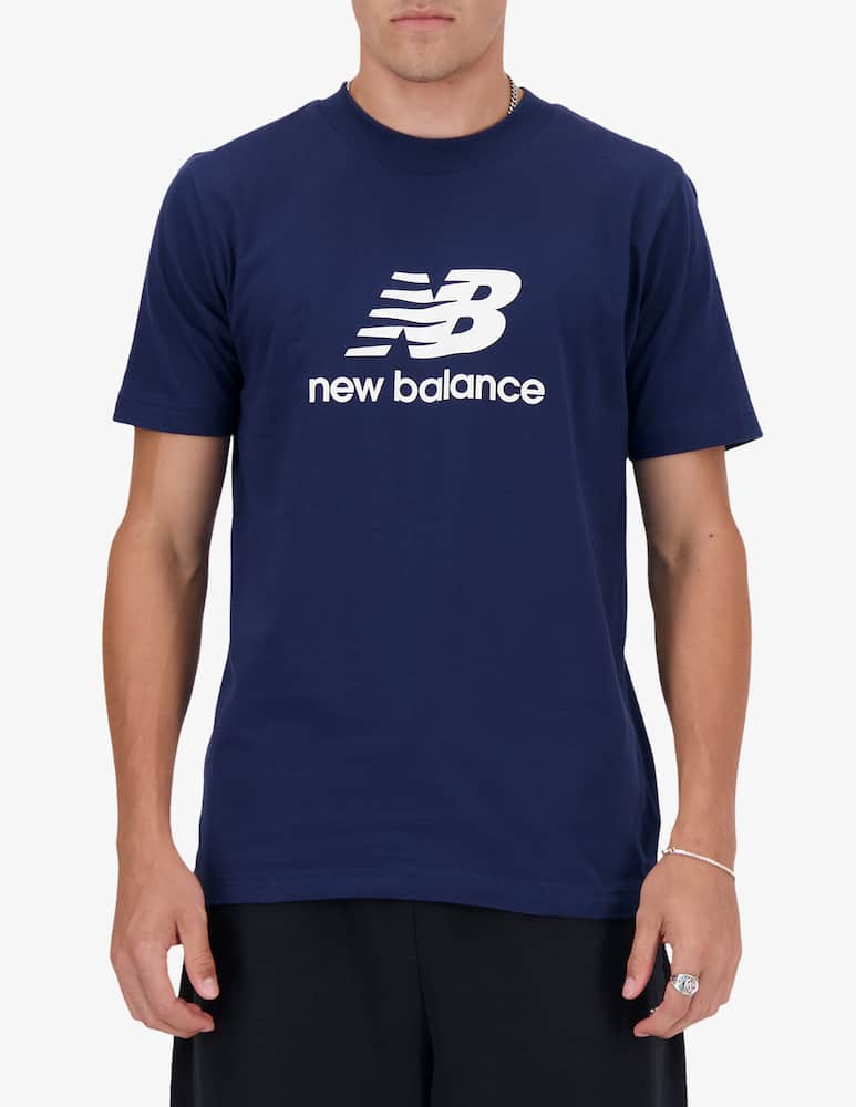 New Balance T-shirt essential logo frontale - immagine 1 New Balance T-shirt essential logo frontale - immagine 1