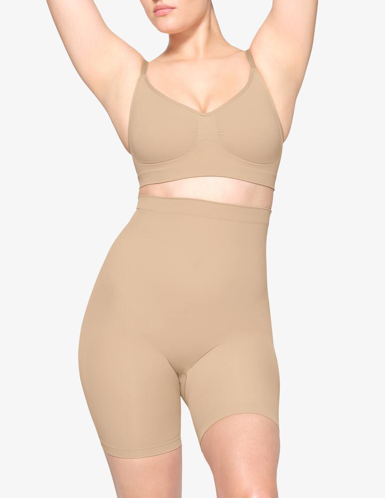 rinascente SKIMS Mid thigh short