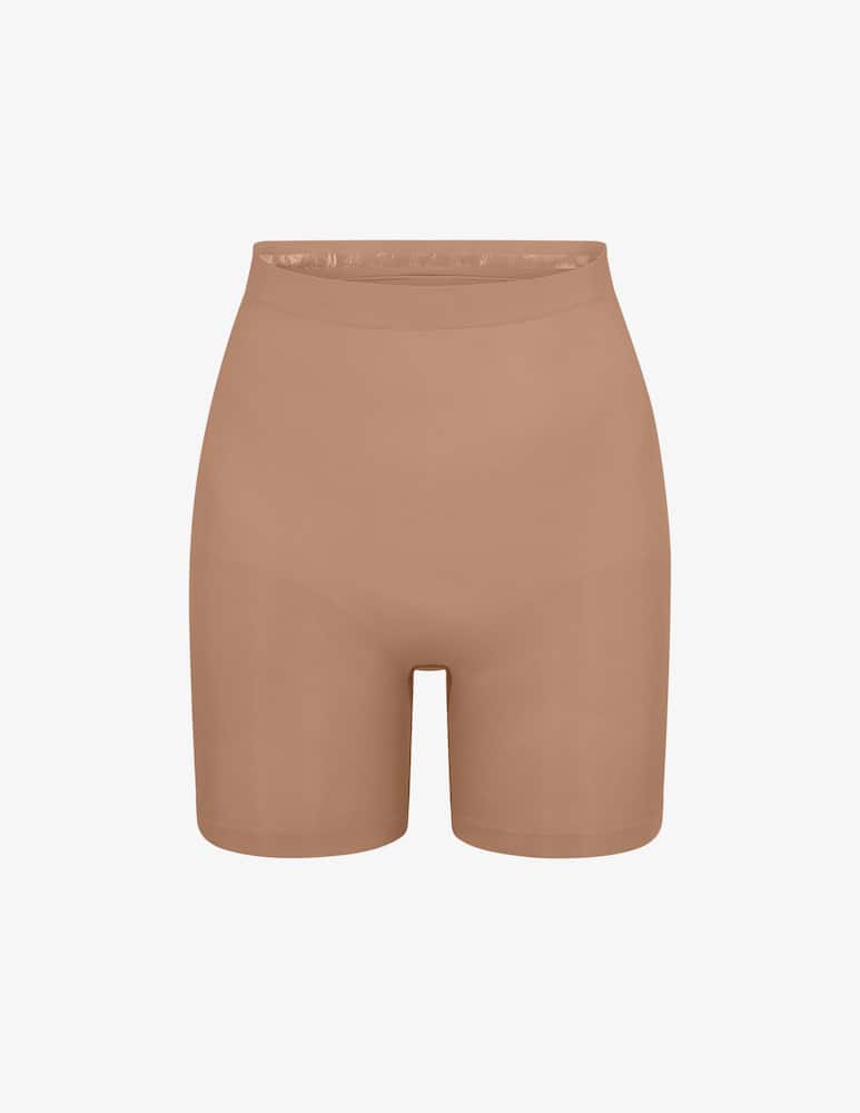 SKIMS Pantaloncino a metà coscia - immagine 1 SKIMS Pantaloncino a metà coscia - immagine 1