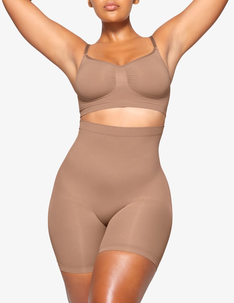 rinascente SKIMS Mid thigh short