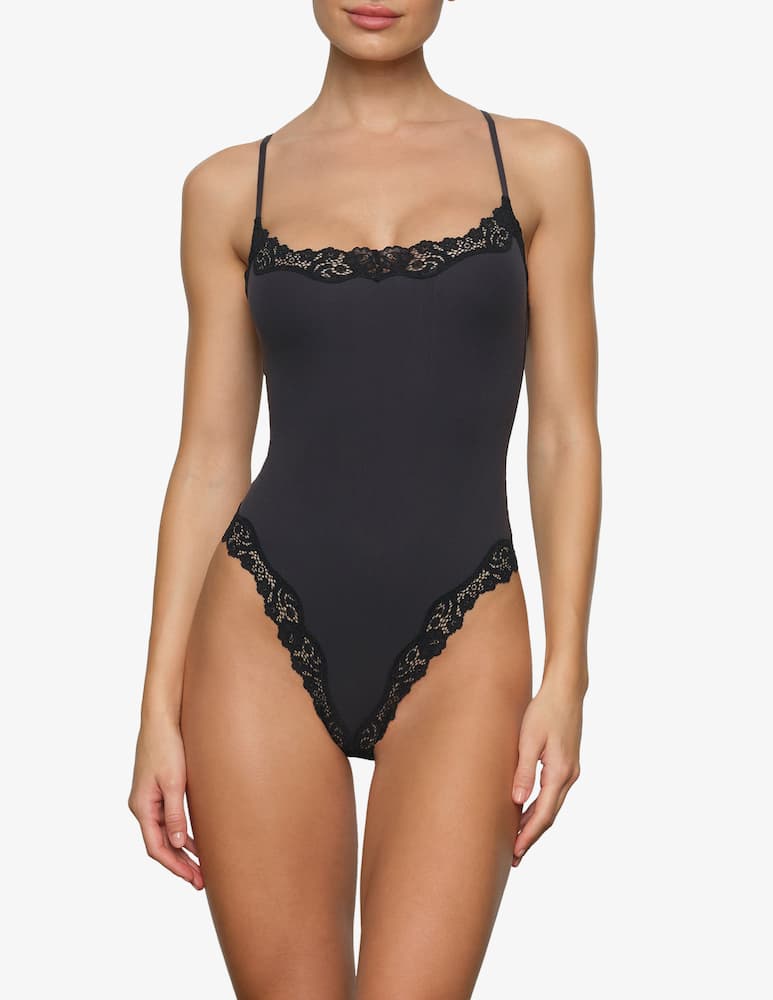 SKIMS Cami bodysuit - picture 1 SKIMS Cami bodysuit - picture 1