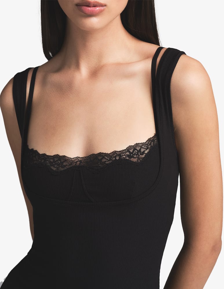 SKIMS Abito lungo elegante - immagine 3 SKIMS Abito lungo elegante - immagine 3