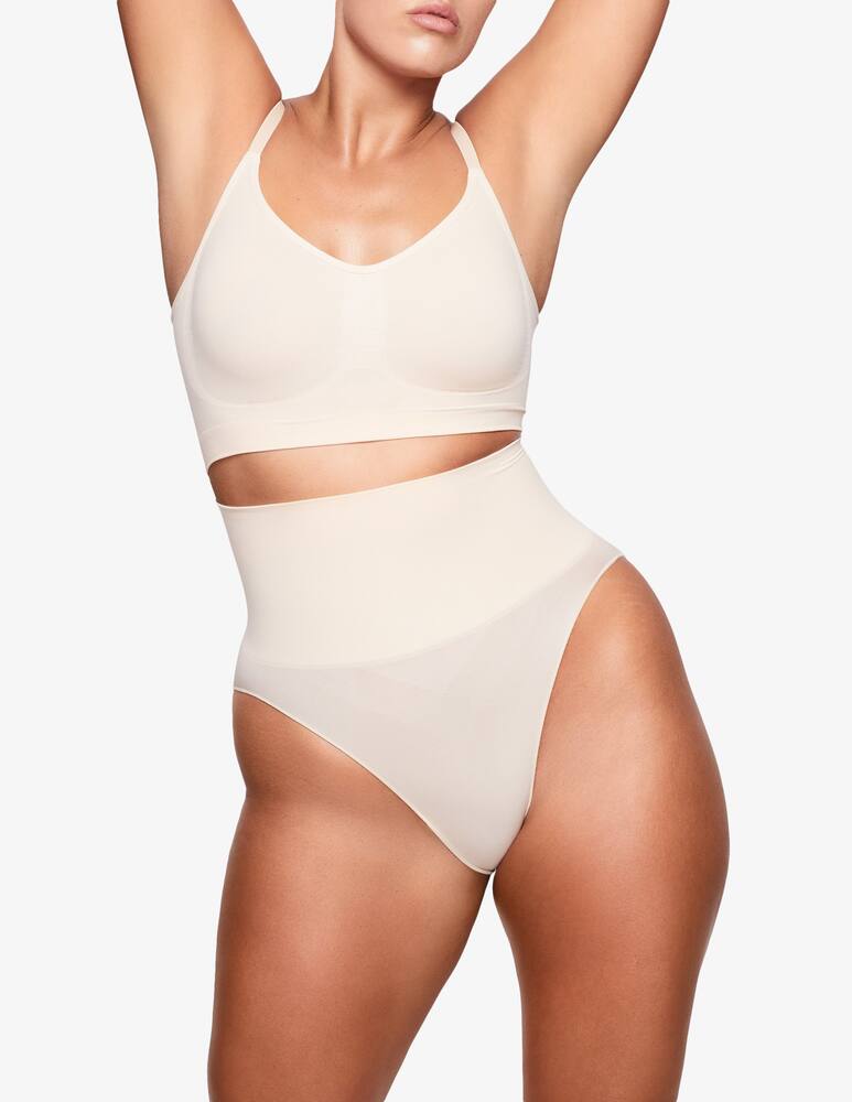 SKIMS Bralette scolpita senza cuciture - immagine 2 SKIMS Bralette scolpita senza cuciture - immagine 2