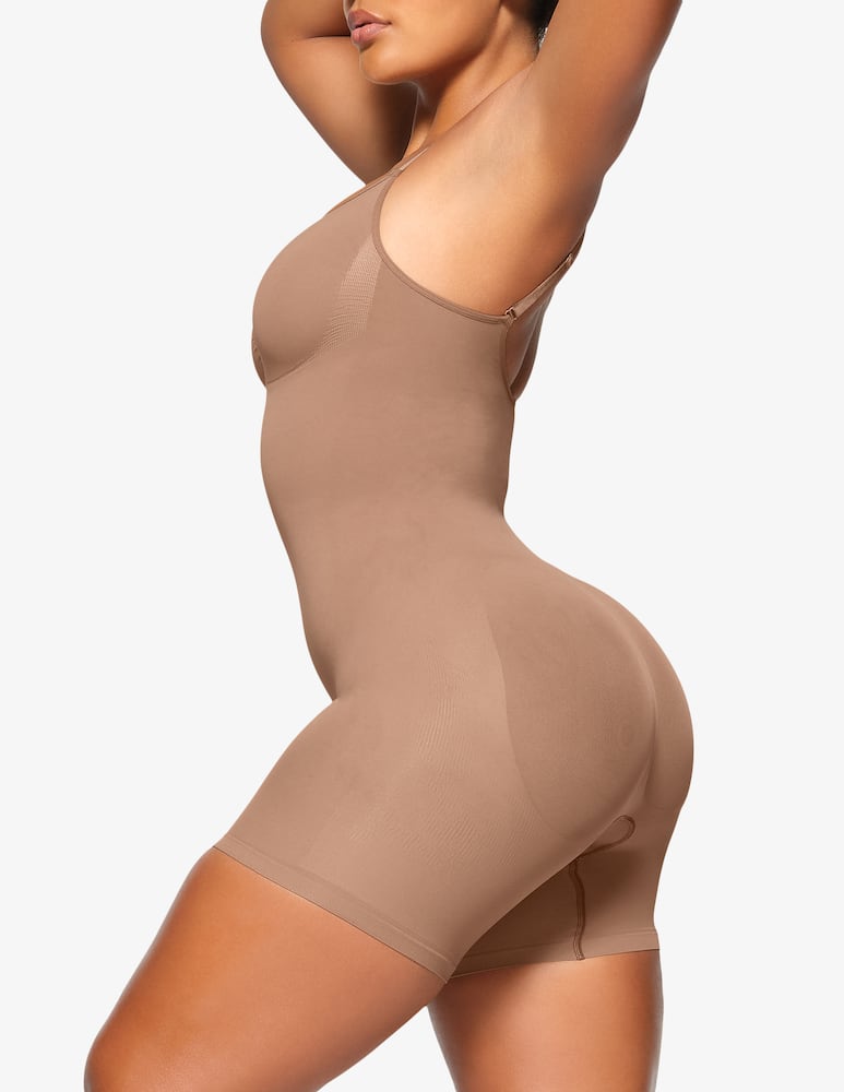 SKIMS Mid thigh bodysuit - picture 2 SKIMS Mid thigh bodysuit - picture 2