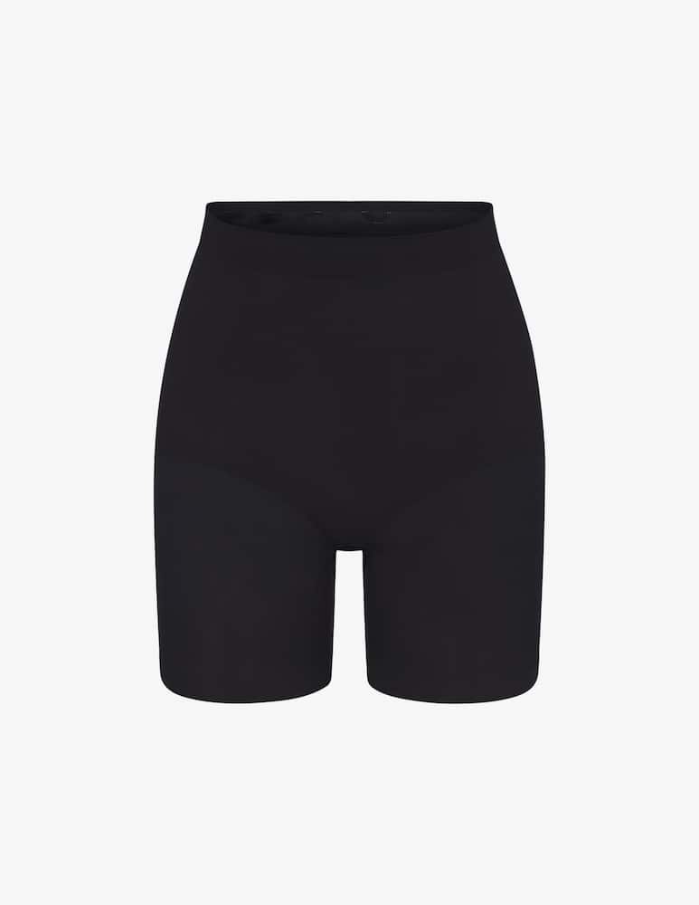 SKIMS Mid thigh short - picture 1 SKIMS Mid thigh short - picture 1