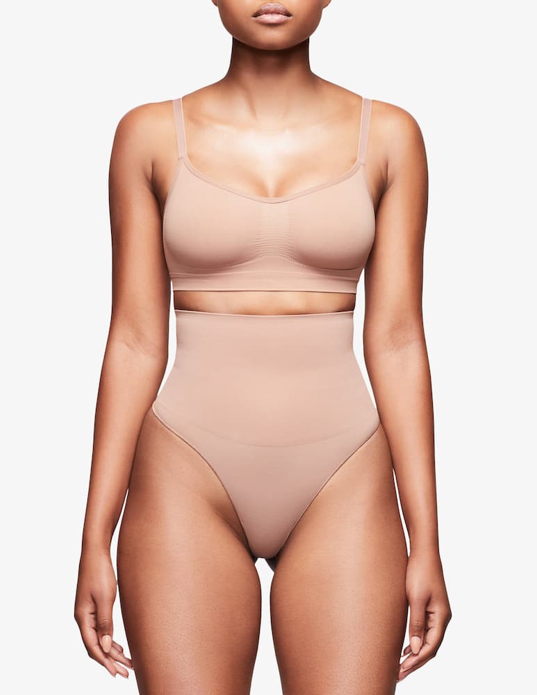 SKIMS Bralette scolpita senza cuciture - immagine 2 SKIMS Bralette scolpita senza cuciture - immagine 2