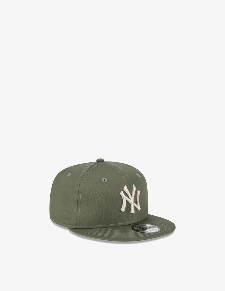 New Era League essential 9fifty new york yankees hat - picture 1 New Era League essential 9fifty new york yankees hat - picture 1