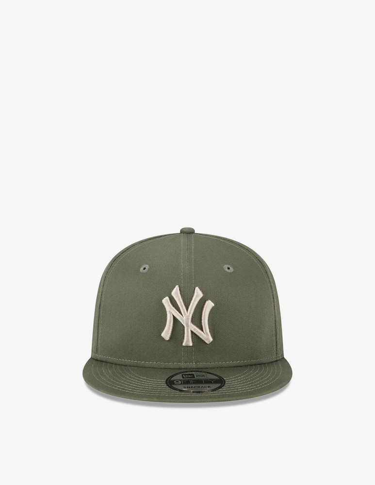 New Era League essential 9fifty new york yankees hat - picture 2 New Era League essential 9fifty new york yankees hat - picture 2